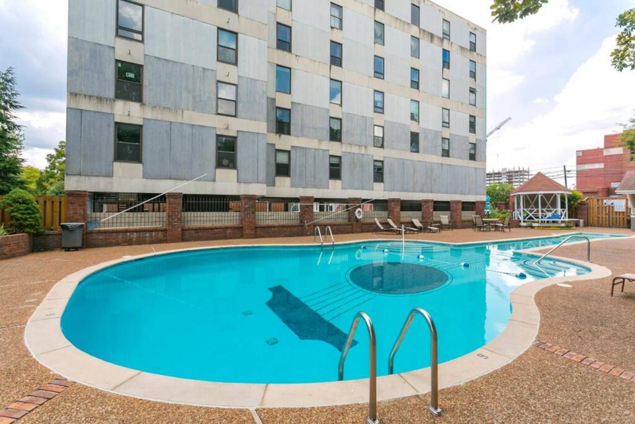 Music Row Retreat - 3 Beds, 1 Bedroom, Pool, Parking แนชวิลล์ ภายนอก รูปภาพ